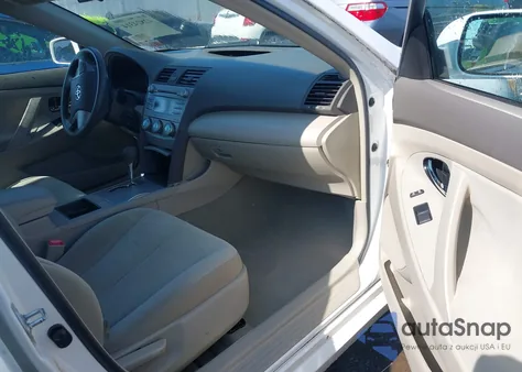 2007 Toyota Camry Ce z USA, uszkodzony, nr VIN 4T1BE46K47U669526